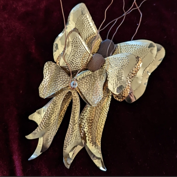 Lot of 3 Vintage 3D Gold Tin Hand Crafted Christmas Ornaments Mid-Late Century - Picture 8 of 11